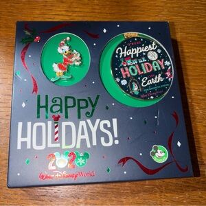 Walt Disney World 2020 Happy Holidays LE 1000 Pin Set Sealed Passholder WDW